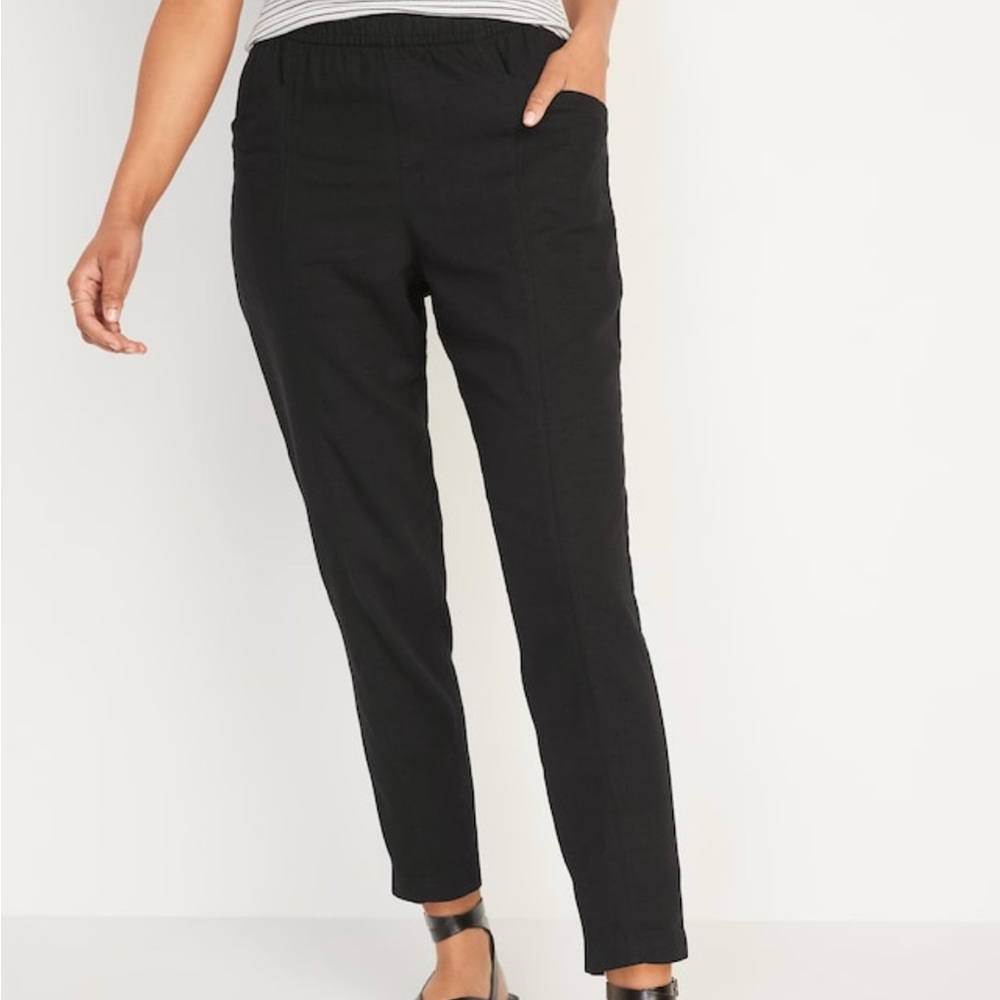 Old Navy crop pants